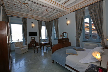 Palazzo Del Vicerè, Lezzeno, Italien