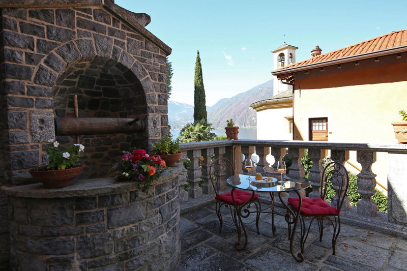 Palazzo Del Vicerè, Lezzeno, Italien