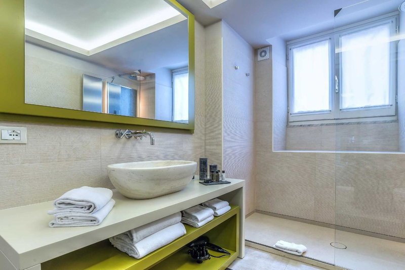 Via Veneto Prestige Rooms, Rome, Italia
