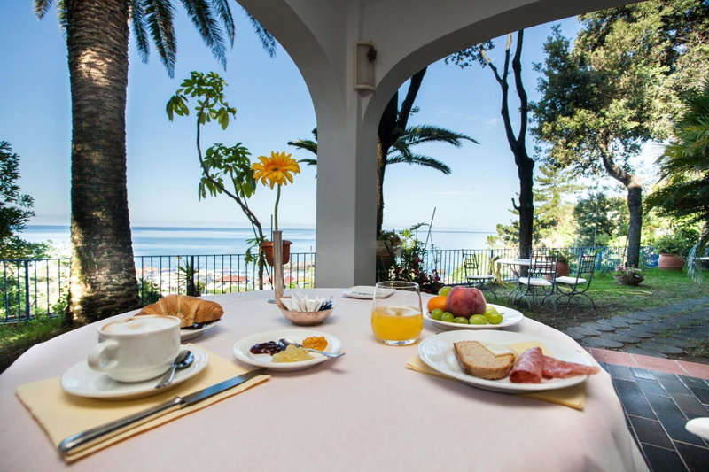 Grand Hotel De Rose, Scalea, Italia