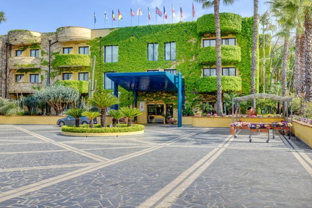 Hotel Caesar Palace, Giardini Naxos, Italia