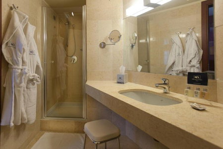 B&B HOTEL Imperia Rossini al Teatro, Imperia, Italia