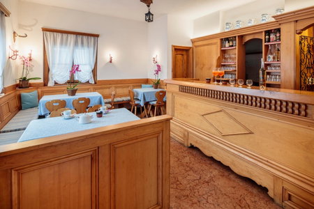 Hotel Al Larin, Cortina dʼAmpezzo, Italy