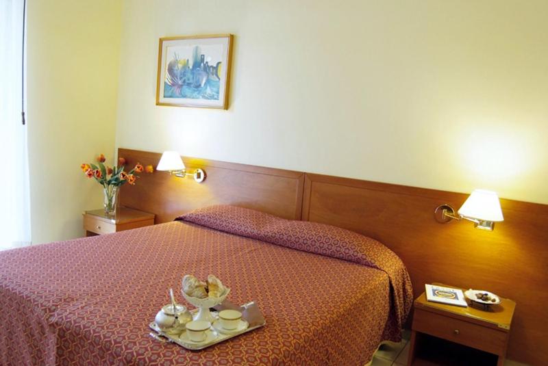 Hotel Adria, Bari, Italia