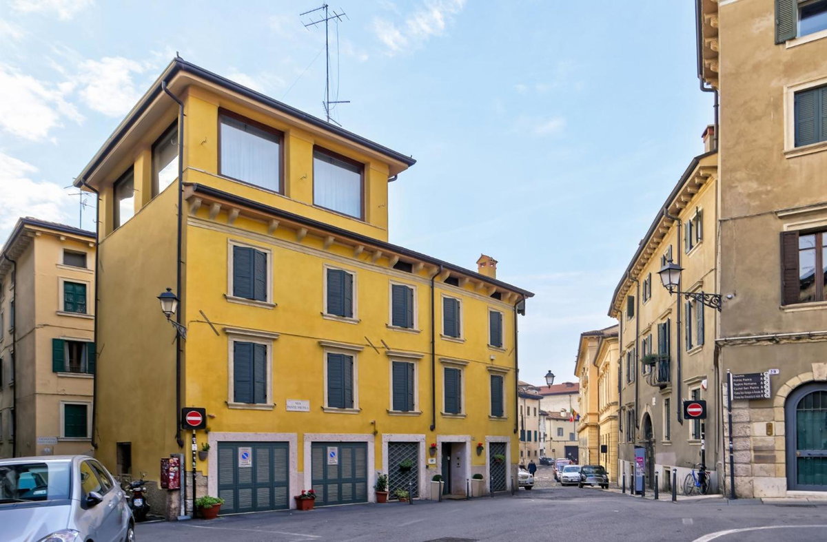 Hotel · Relais Ponte Pietra, Verona
