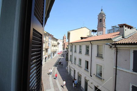Piazza Trento 11, Monza, Италия