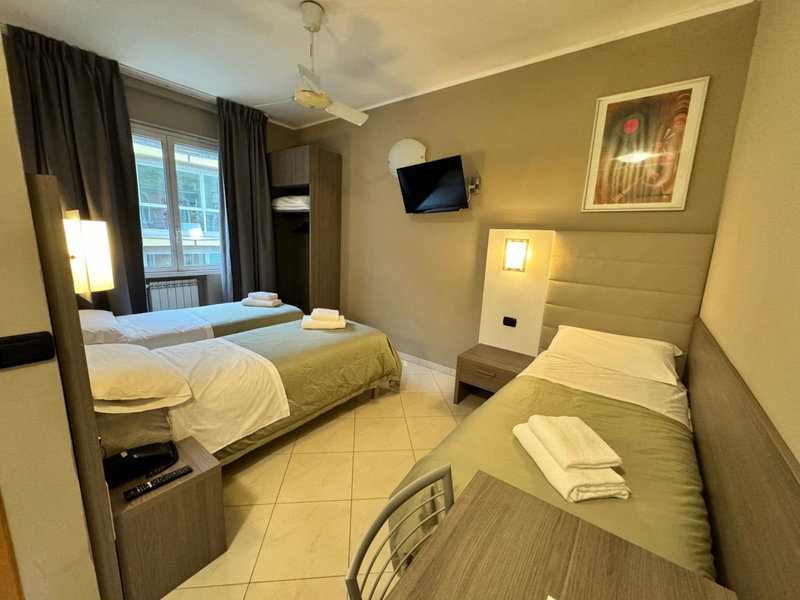 Hotel Parma, Milan, Italia