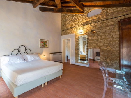 Borgo Cadonega, Viano, Italy