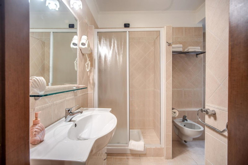 Nakissa Inn, Rome, Italy
