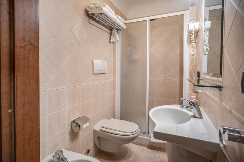 Nakissa Inn, Rome, Italy