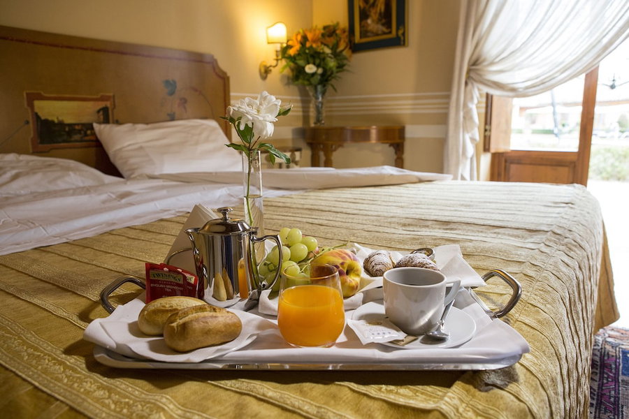 Hotel Il Piccolo Castello, Colle di Val d'Elsa, Italy