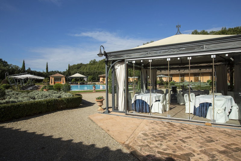Hotel Il Piccolo Castello, Colle di Val d'Elsa, Italy