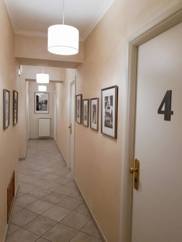 Re Monti, Rome, Italia