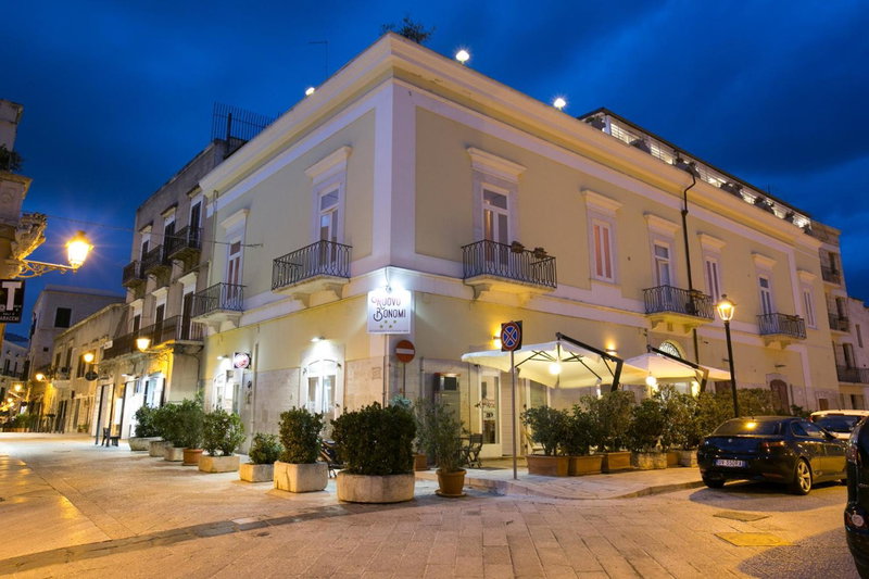 Palazzo Bonomi, Bisceglie, Italia