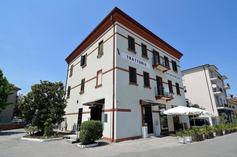Hotel Autoespresso Venice - Atika & Atif, Marghera, Italie