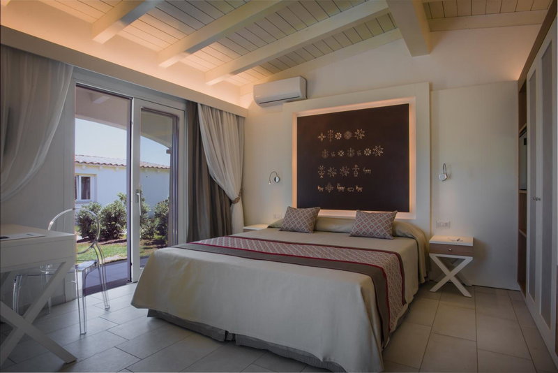 Limone Beach Resort, Castiadas, Italia
