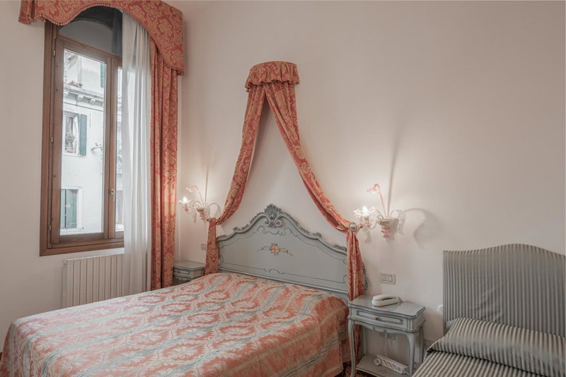 Hotel al Sotoportego, Venice, Italy