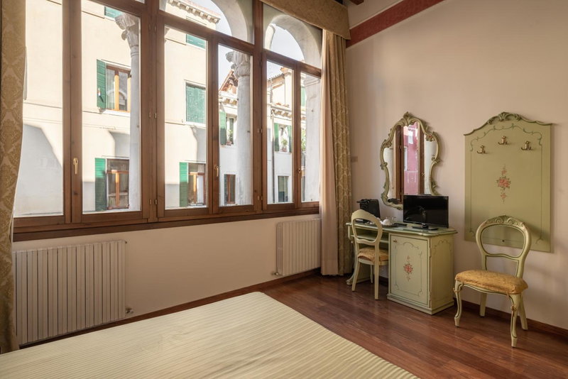Hotel al Sotoportego, Venice, Italy