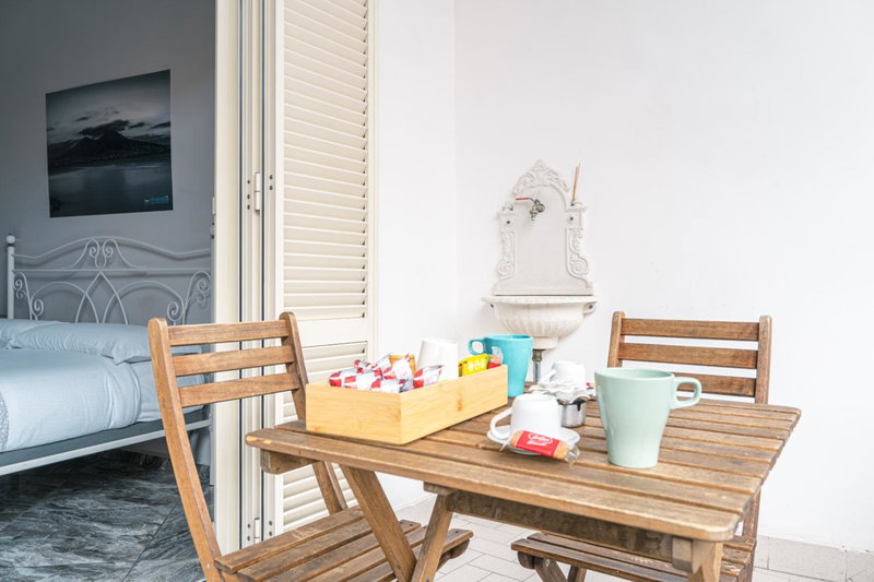 B&B Università, Naples, Italy