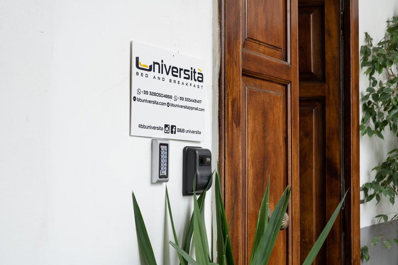 B&B Università, Naples, Italy