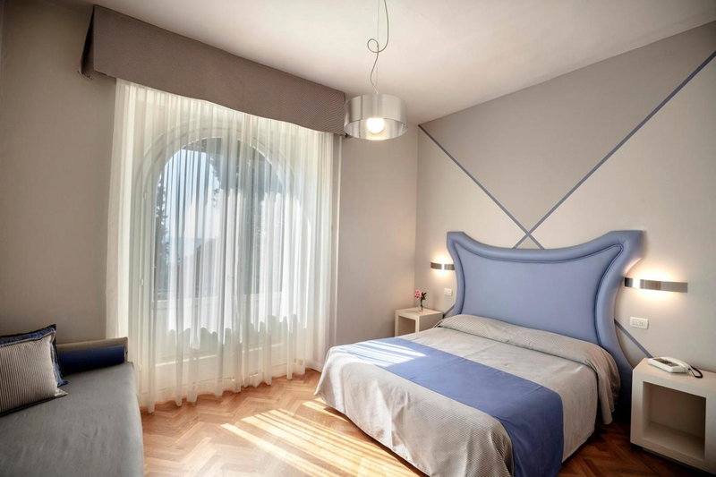 Hotel Bellevue, Gardone Riviera, Italy