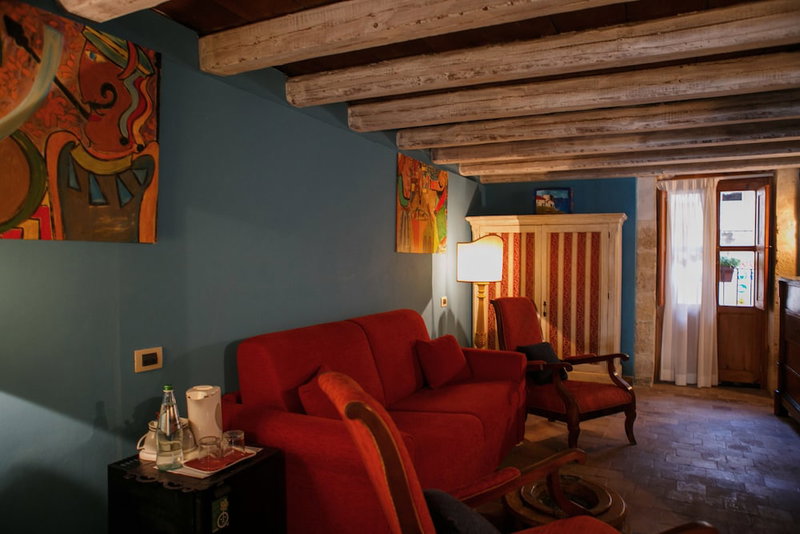 Charme Hotel Henry's House, Syracuse, Италия