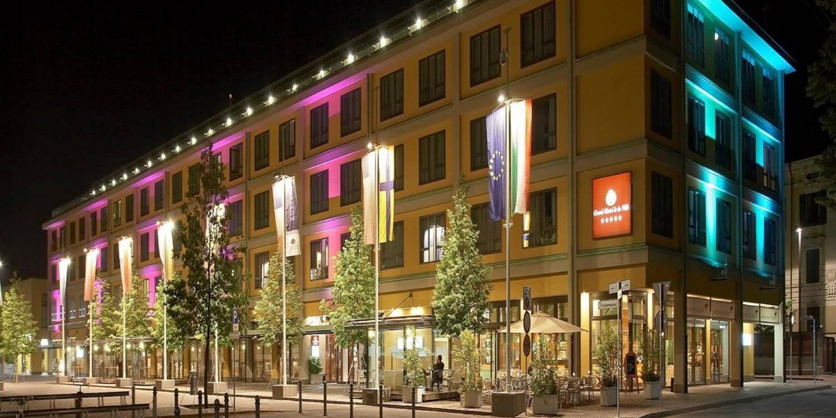 Grand Hotel De La Ville, Italy