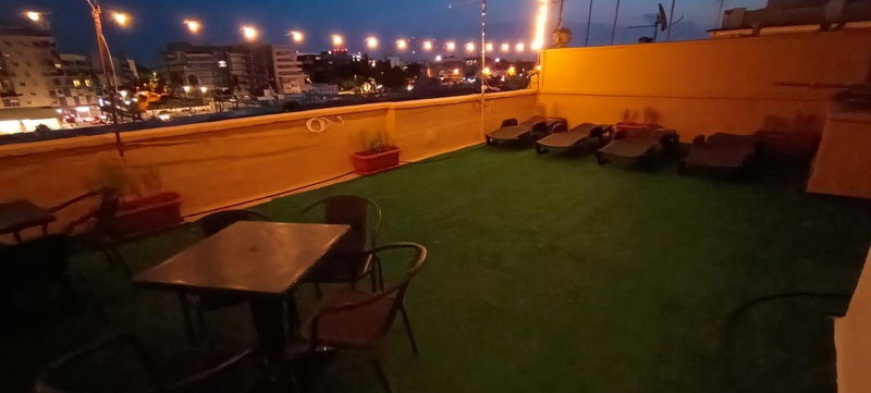 DOMUS NIKOLAI ROOMS AND TERRACE-Central Bari, Bari, Italia