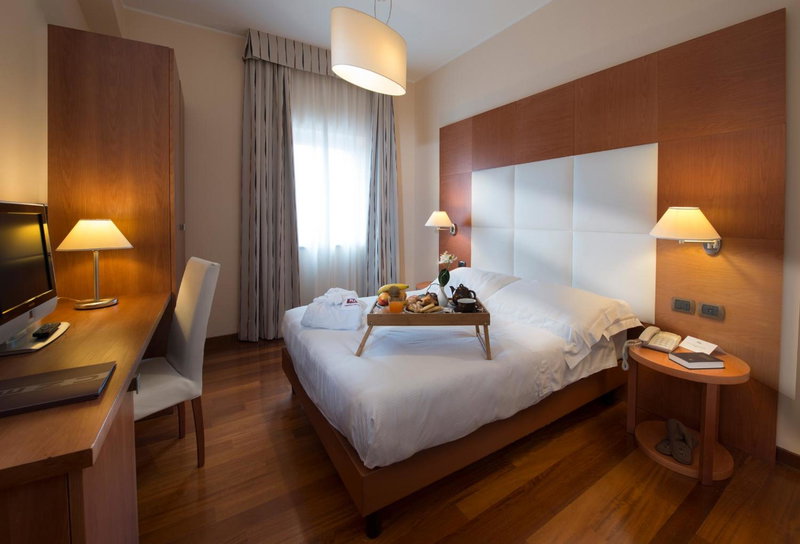 Hotel Guglielmo, Catanzaro, Италия