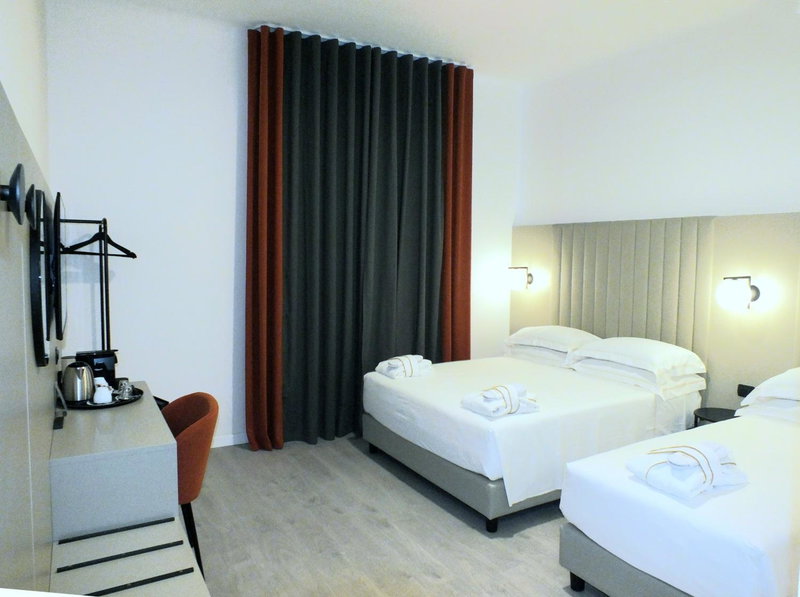 BB Hotels Smarthotel Derose, Florence, Italia