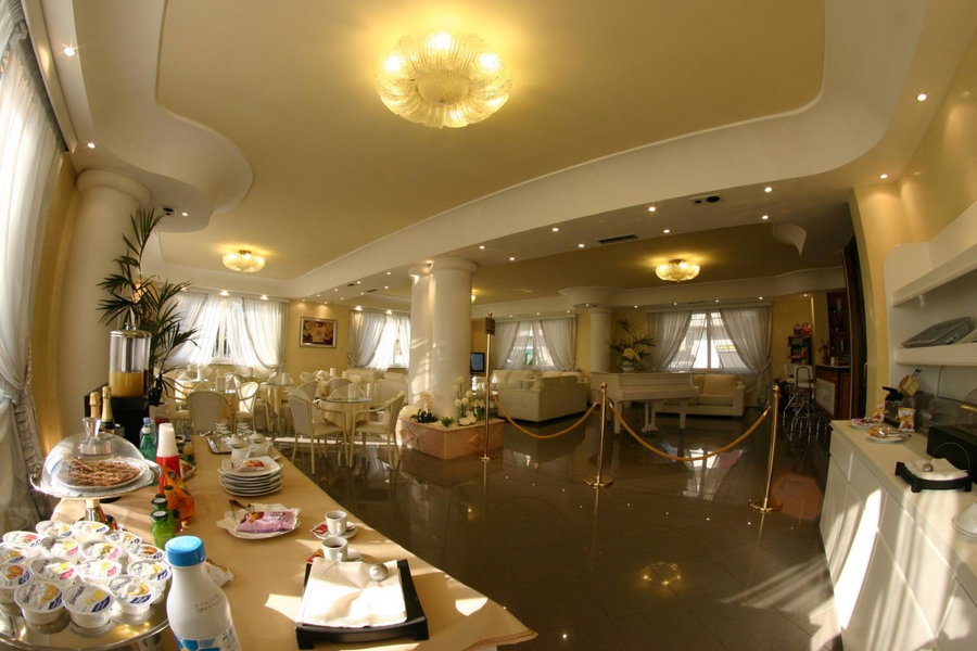 Hotel Luxor, Casoria, Italie
