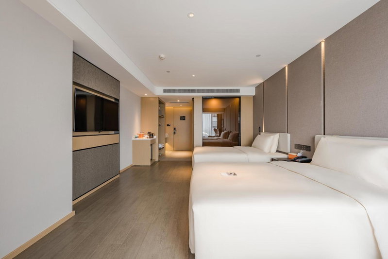 Atour Hotel Jiaxing Pinghu, Pinghu, China
