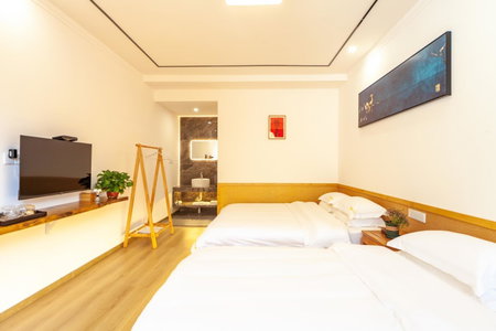 ManBuYunDuan.Theme Inn, Jingangku, China