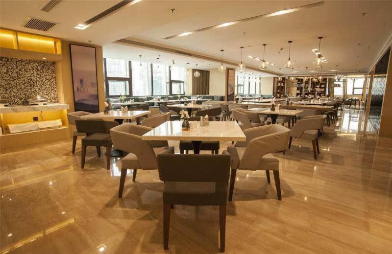 Atour Hotel Dalian Zhongshan Square, Dalian, Chine