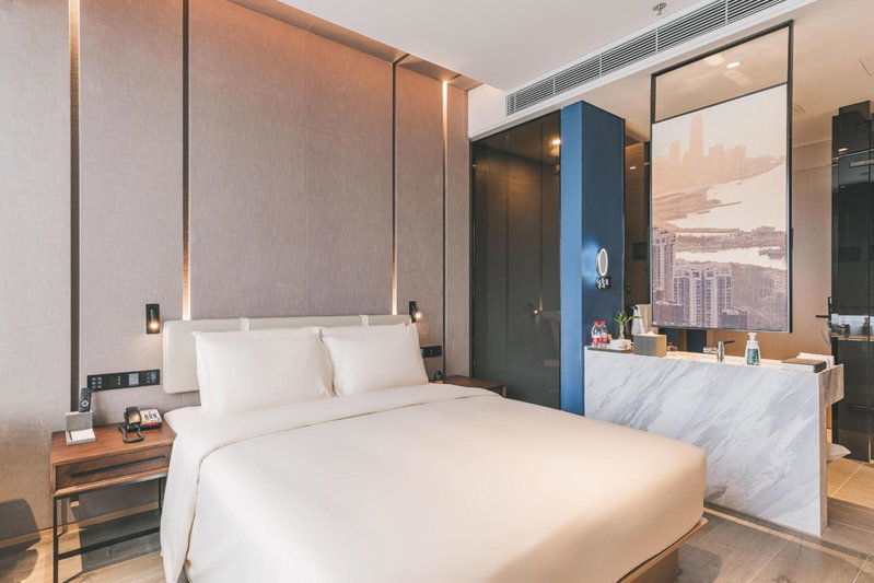 Atour Hotel Shenzhen Luohu Shuibei IBC, Shenzhen, China