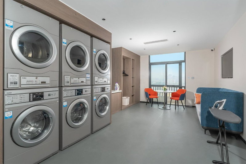 Holiday Inn Express Xiamen Jimei New Town by IHG, Xiamen, China