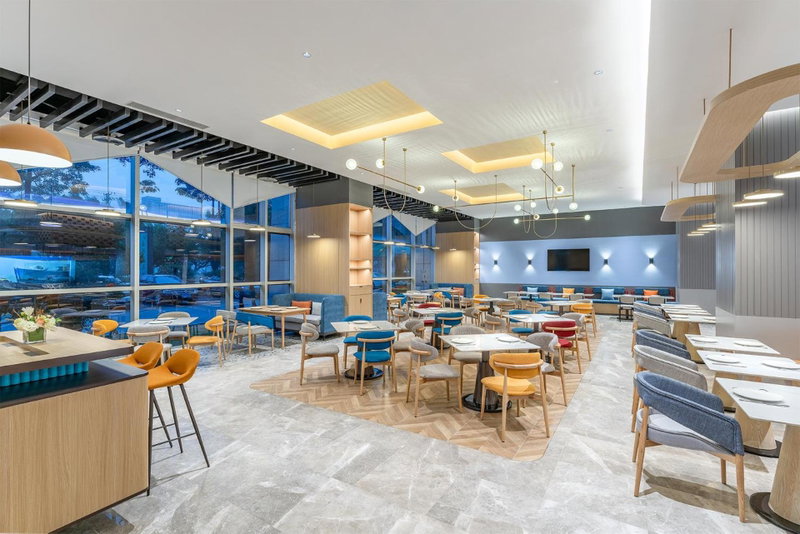 Holiday Inn Express Xiamen Jimei New Town by IHG, Xiamen, China