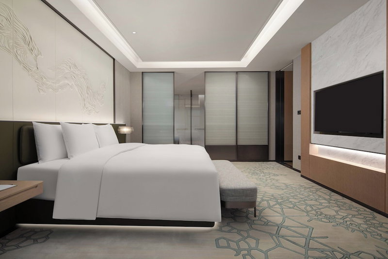 Crowne Plaza Jinan Runhua Hotel by IHG, Jinan, Китай