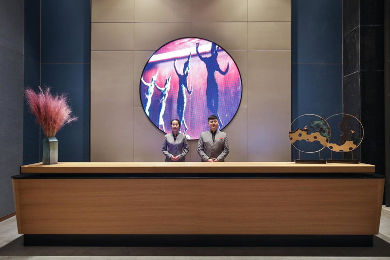 Pagoda Hotel Hangzhou West Lake Wulin - City Center and Family Friendly, Hangzhou, China