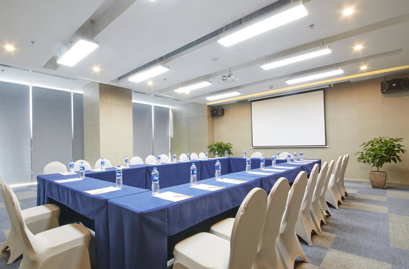 Holiday Inn Express Panjin Downtown by IHG, Panjin, China