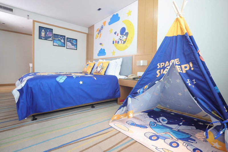 Holiday Inn Express Ya'An City Center by IHG, Ya'an, China