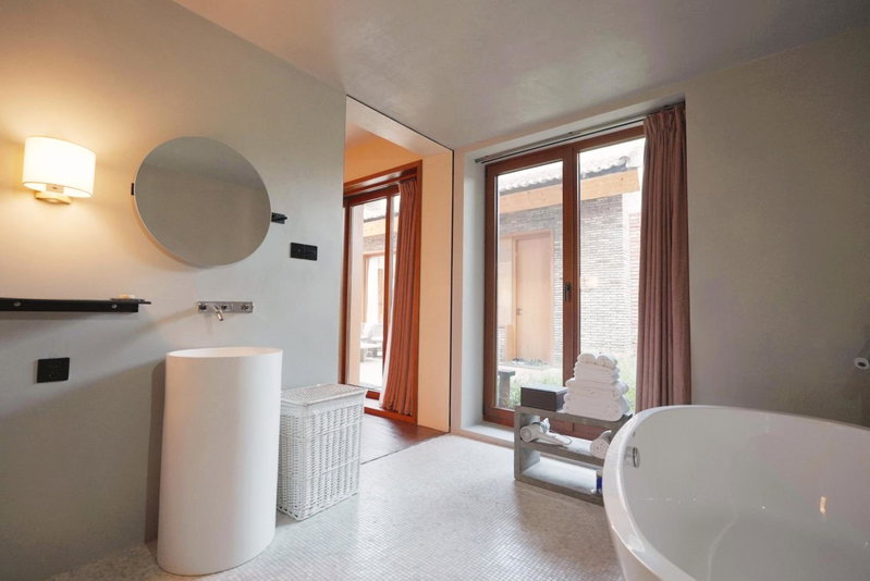 Sansa Village Boutique Hotel at Mutianyu Great Wall Adjoin to Mutianyu Great Wall - Room with the View of Great Wall - Chinese massage experience - Vehicle, Huairou, Chine