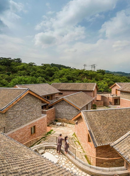 Sansa Village Boutique Hotel at Mutianyu Great Wall Adjoin to Mutianyu Great Wall - Room with the View of Great Wall - Chinese massage experience - Vehicle, Huairou, Chine