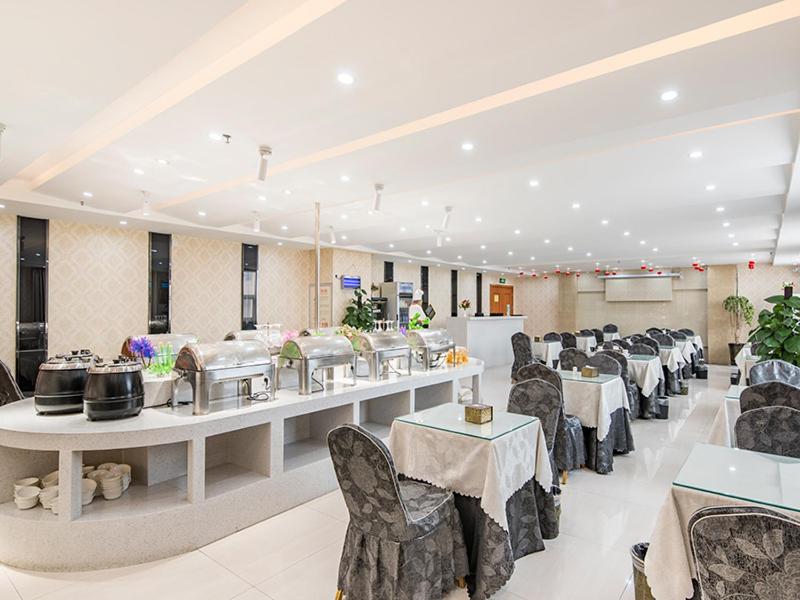 Vienna Hotel Zhengzhou Airport, Zhengzhou, Китай