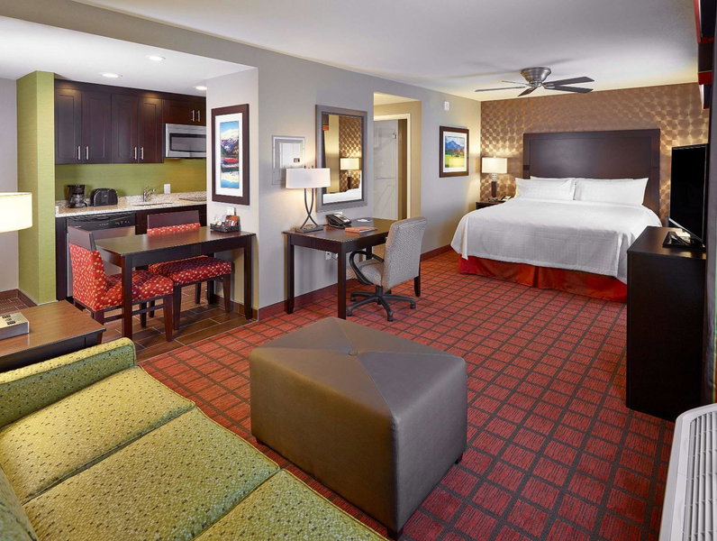 Homewood Suites Calgary Airport, Calgary, Canadá