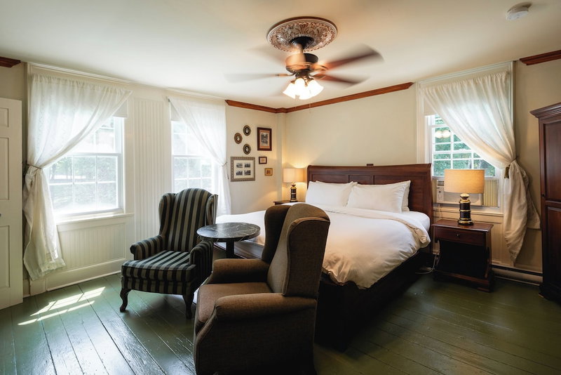 Lee Farm Inn, Stanstead, Canada