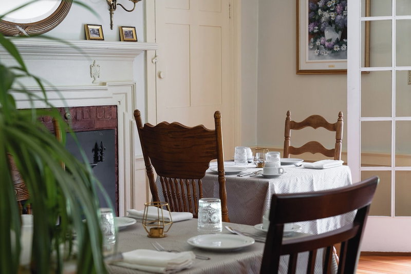 Lee Farm Inn, Stanstead, Canada