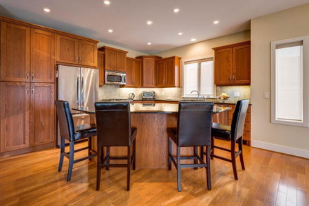 Adela's Bed and Breakfast, West Kelowna, Канада