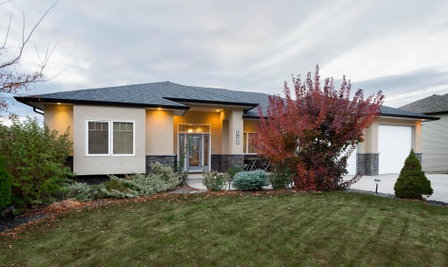 Adela's Bed and Breakfast, West Kelowna, Канада