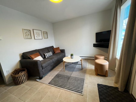 Lakeside Villa & Nordic Spa, Penticton, Канада
